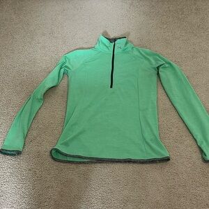 Green under armour pullover women’s s